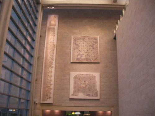 Flughafenhalle in TelAviv - Flughafen Ben Gurion! Wir sind endlich angekommen!